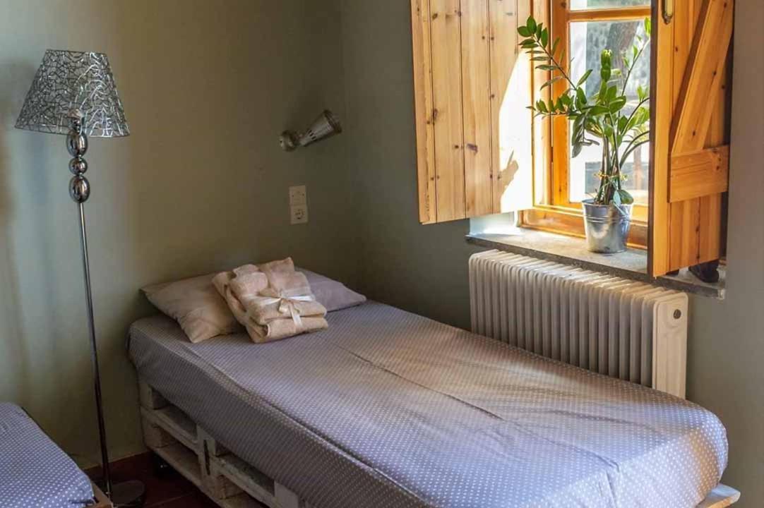 Arsinoe - Cosy Guesthouse- Méthana Kültér fotó